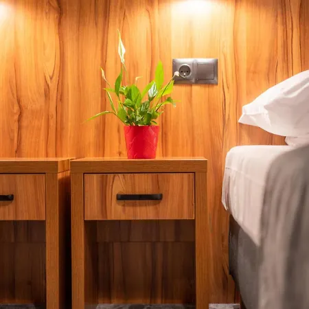 Marti Gold Gæstehus