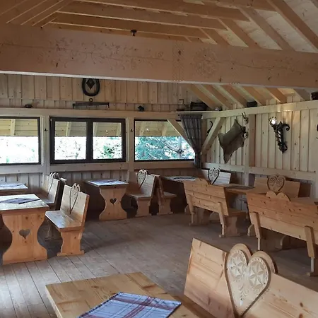 招待所 Marti Gold 3*