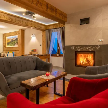 Marti Gold 招待所