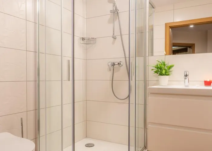 בית הארחה Marti Gold זקופאנה