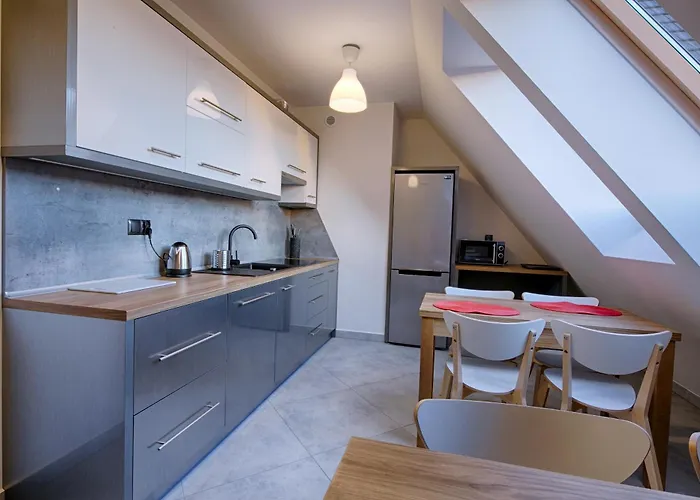 Marti Gold בית הארחה